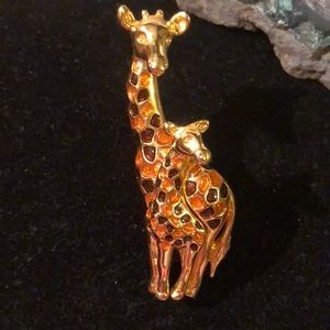 Giraffe Brooch